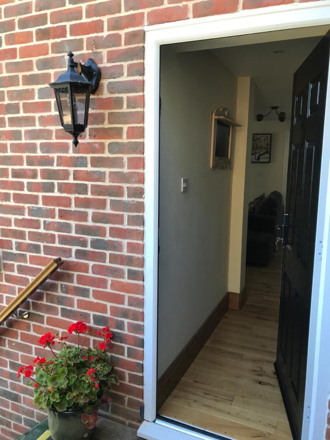 Meadowview Lodge Warsash エクステリア 写真